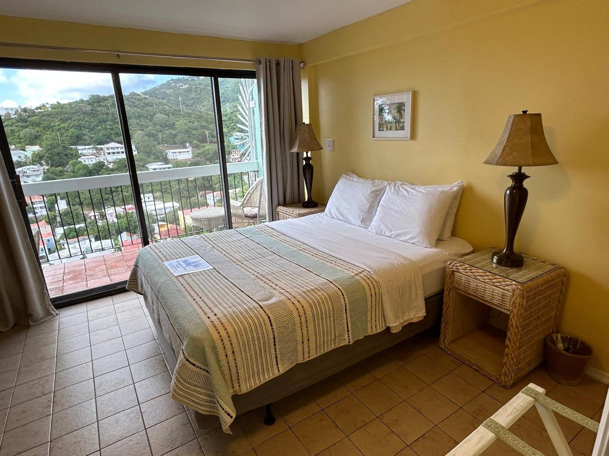 שארלוט אמלי The Green Iguana Hotel מראה חיצוני תמונה